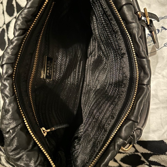 Prada Nappa Gaufre bag - Picture 3 of 4